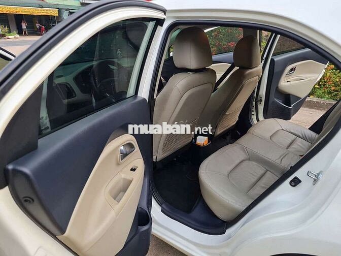 Kia Rio 2014 1.4 AT Hatchback - 145500 km