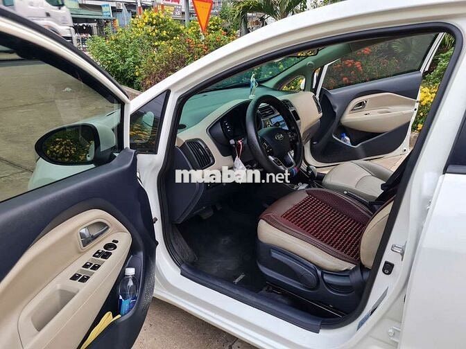 Kia Rio 2014 1.4 AT Hatchback - 145500 km