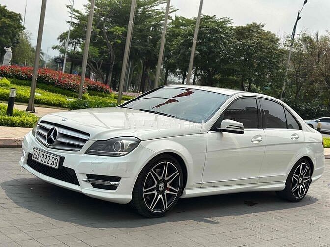 BÁN MERCEDES C300AMG CHẤT LƯỢNG CAO ***