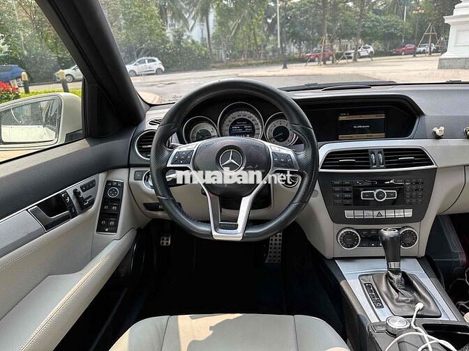 BÁN MERCEDES C300AMG CHẤT LƯỢNG CAO ***