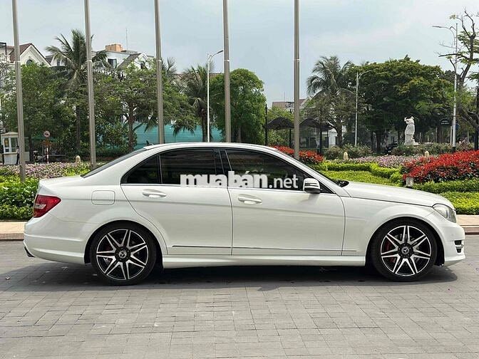 BÁN MERCEDES C300AMG CHẤT LƯỢNG CAO ***