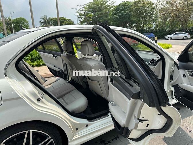 BÁN MERCEDES C300AMG CHẤT LƯỢNG CAO ***