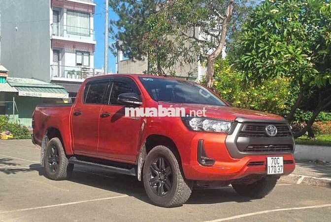Toyota Hilux 2.4L 4x2 MT 2021 - 13500km