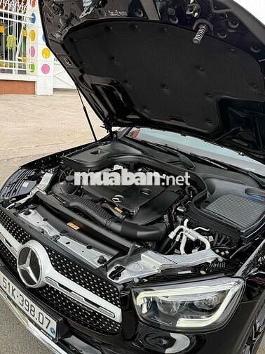 Mercedes Benz GLC 2022 300 4Matic - 46000 km