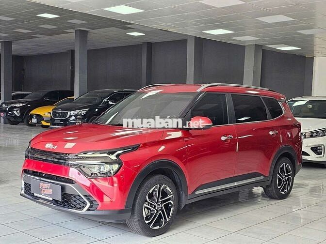 Kia Carens 2022 Luxury 1.5G,màu đỏ,đi 48.000 km