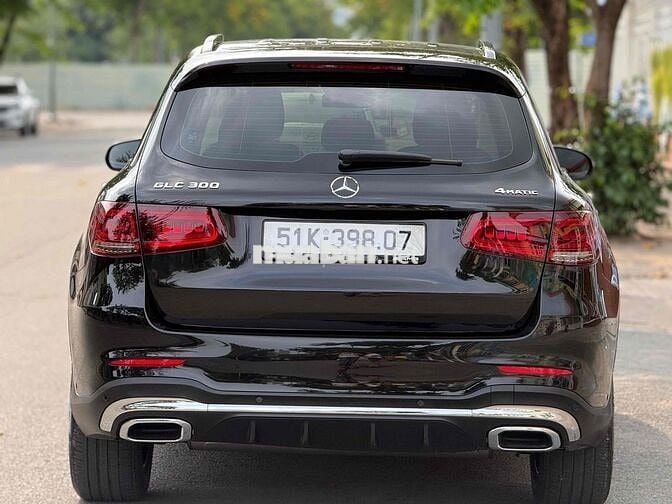Mercedes Benz GLC 2022 300 4Matic - 46000 km