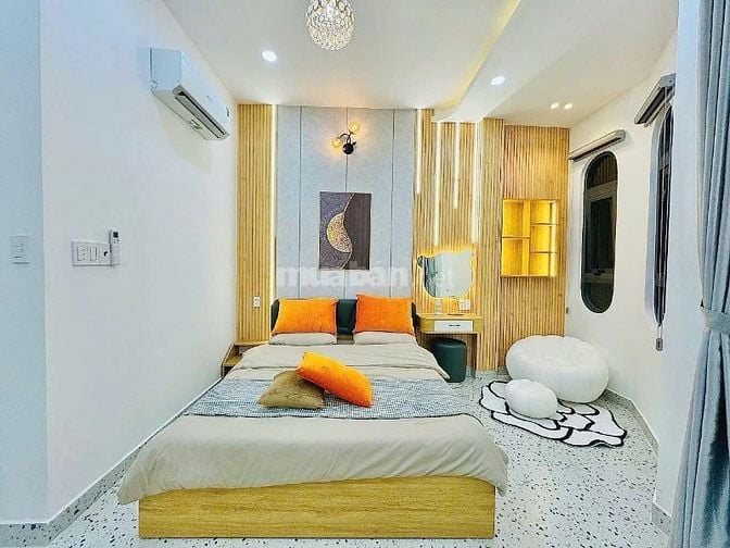 Giảm giá mạnh, bán gấp nhà Nguyễn Sỹ Sách – 1 trệt 2 lầu ST, sổ hồng r