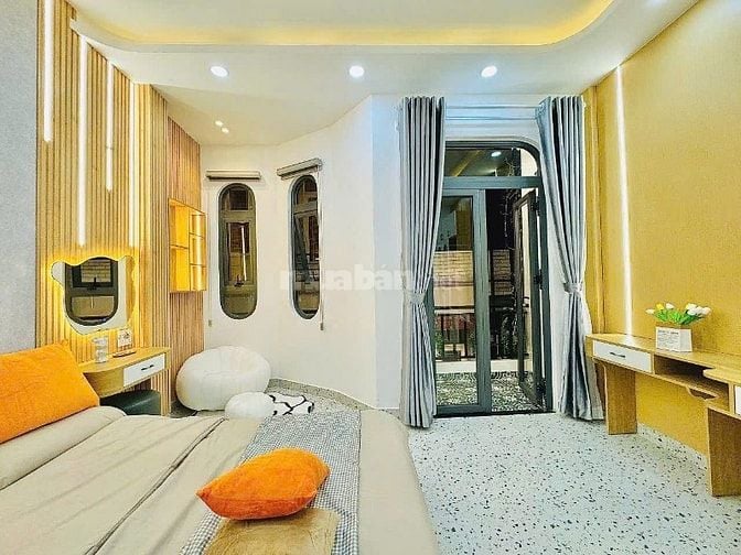 Giảm giá mạnh, bán gấp nhà Nguyễn Sỹ Sách – 1 trệt 2 lầu ST, sổ hồng r