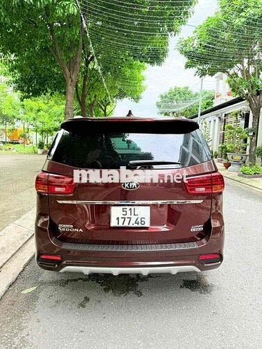 Kia Sedona 2020 DAT Luxury - 98000 km