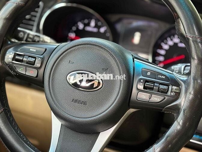 Kia Sedona 2016 2.2 máy dầu bản full