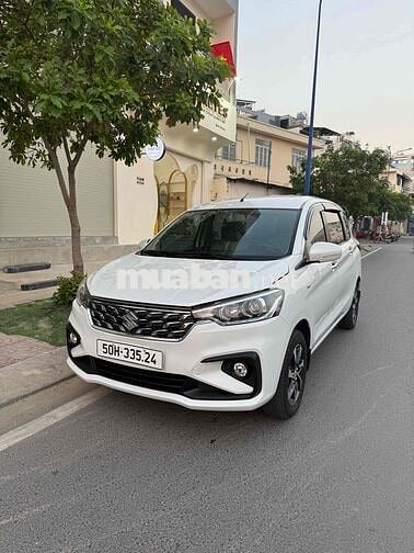Suzuki Ertiga 2022 - xăng, điện