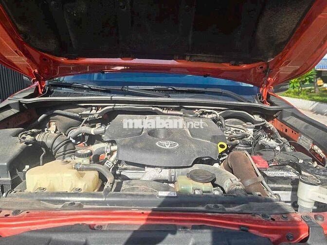 Toyota Hilux 2.4L 4x2 MT 2021 - 13500km
