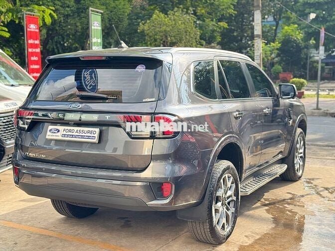 Ford Everest 2024 Titanium 2.0L 4x2 AT 6000 km
