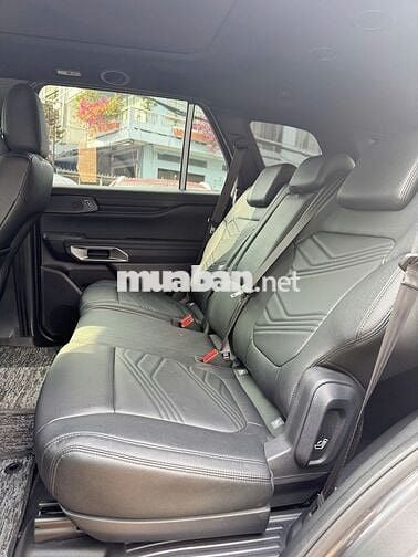 Ford Everest 2024 Titanium 2.0L 4x2 AT 6000 km