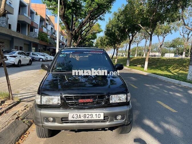 Isuzu Hi lander Số tự động AT, máy dầu