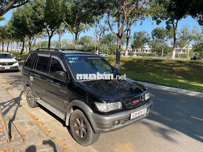 Isuzu Hi lander Số tự động AT, máy dầu
