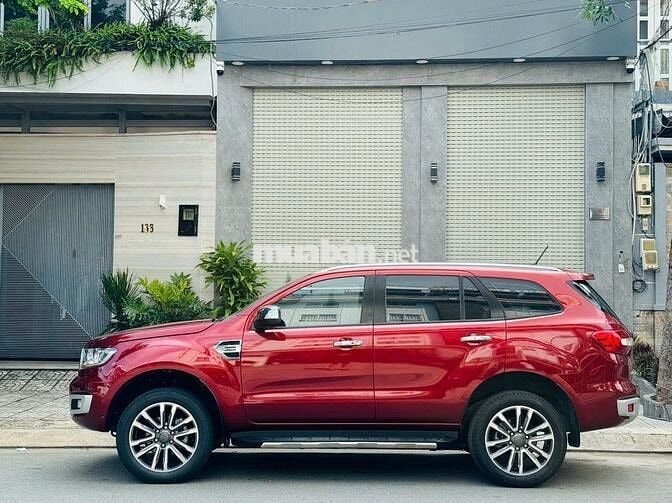 FORD EVEREST 2020 LƯỚT 6 VẠN_2 CẦU TITANIUM