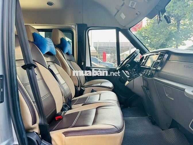 TRANSIT VAN 6 CHỖ 2024_ZIN100%_CHƯA CHỞ ĐỒ NẶNG