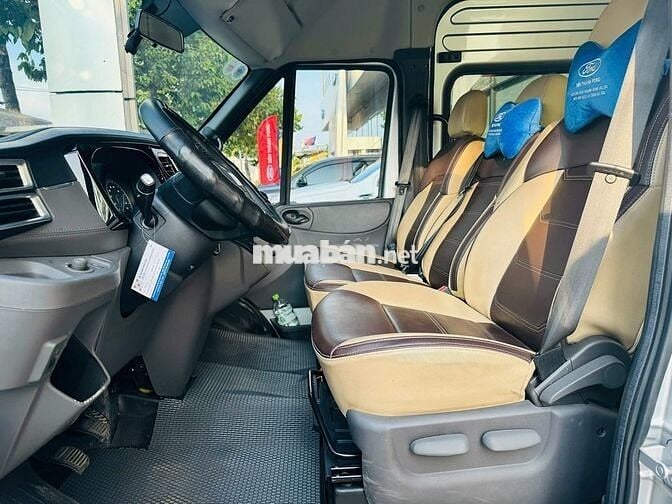 TRANSIT VAN 6 CHỖ 2024_ZIN100%_CHƯA CHỞ ĐỒ NẶNG
