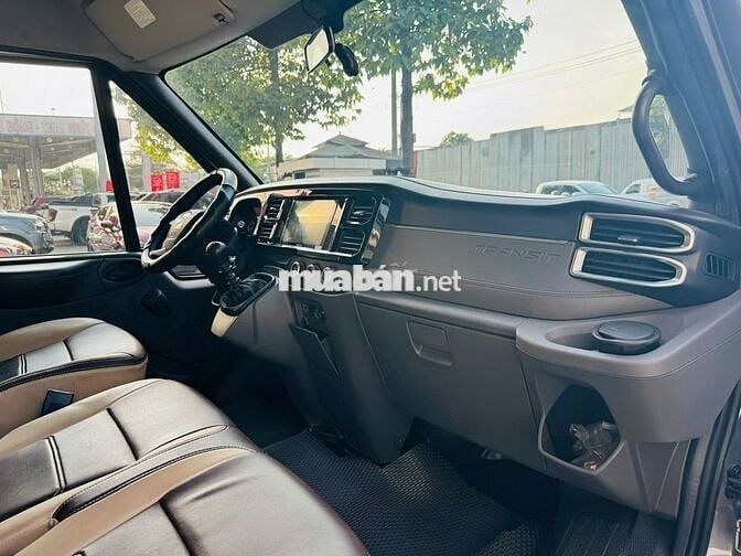 TRANSIT VAN 6 CHỖ 2024_ZIN100%_CHƯA CHỞ ĐỒ NẶNG