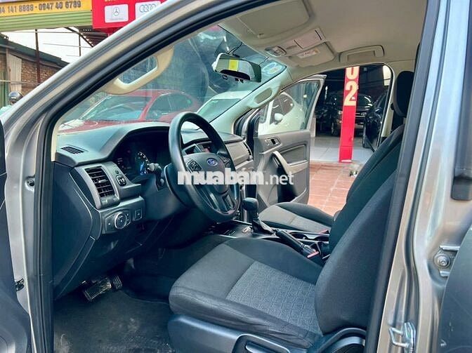 Ford Ranger XLS 2.2AT 2019 một chủ Hà Nội