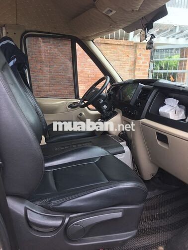 FORD TRANSIT VAN 6 CHỖ_2019_850kg ko giờ cấm
