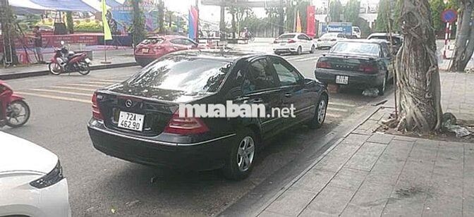 Bán Chiếc Xe Mec Đen Chạy Như Mới