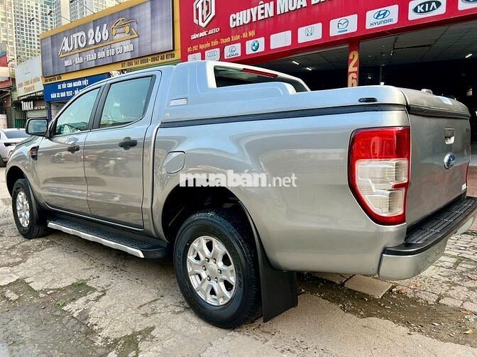 Ford Ranger XLS 2.2AT 2019 một chủ Hà Nội