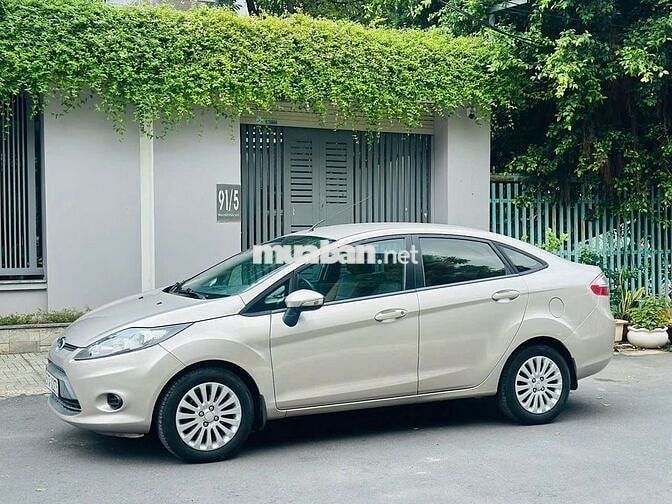 FORD FIESTA >200TR XE CÁ NHÂN ĐI RẤT KỸ_BAO TEST