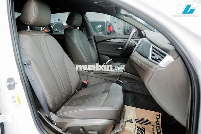 VinFast Lux A 2022 odo 17800 km bảo hành 10 năm