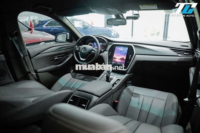 VinFast Lux A 2022 odo 17800 km bảo hành 10 năm