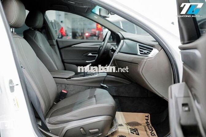 VinFast Lux A 2022 odo 17800 km bảo hành 10 năm