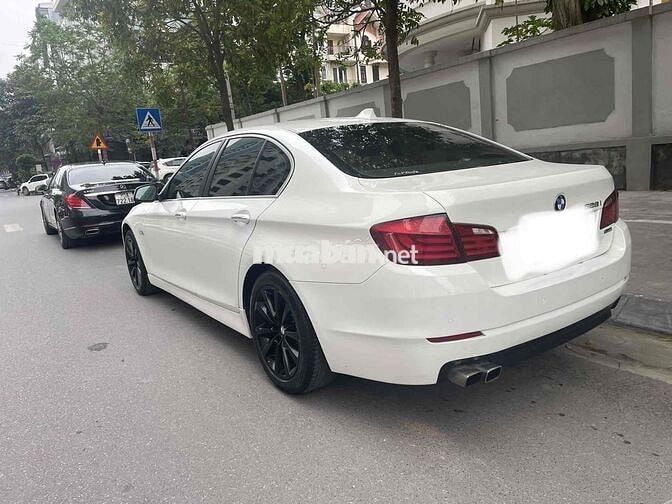 xe BMW 5 Series 2011 528i - 180000 km