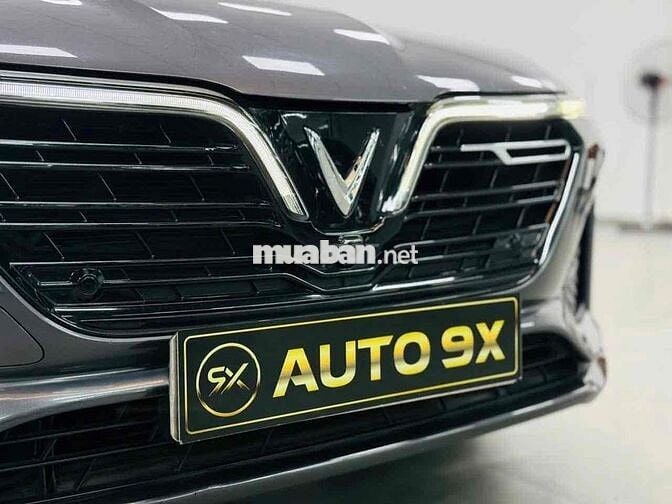 VinFast Lux A2.0 2022 A2.0 Tiêu chuẩn - 26000 km