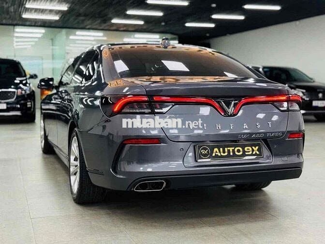 VinFast Lux A2.0 2022 A2.0 Tiêu chuẩn - 26000 km