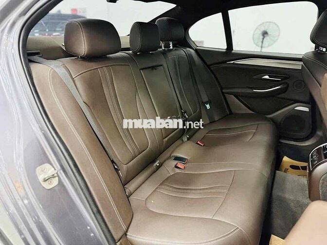 VinFast Lux A2.0 2022 A2.0 Tiêu chuẩn - 26000 km
