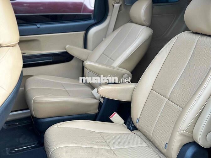 Kia Sedona 2019 Luxury D - 125000 km