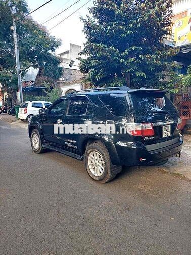Toyota Fortuner 2009 2.7V 4x4 AT - 168000 km