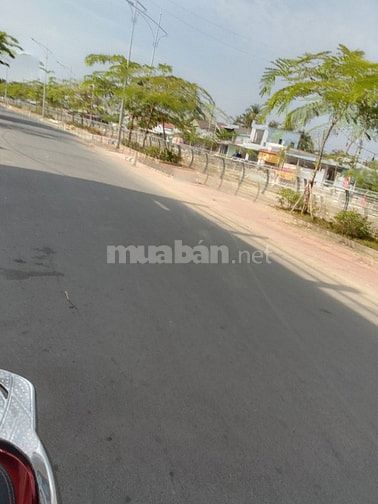 Bán dãy trọ cũ sau lưng khu hành chánh TX Bình Minh - Vĩnh Long