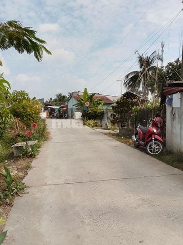 Bán dãy trọ cũ sau lưng khu hành chánh TX Bình Minh - Vĩnh Long