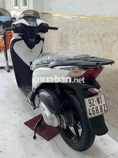 SH 125 xe nhâp số máy 105 đời 2012 máy rin
