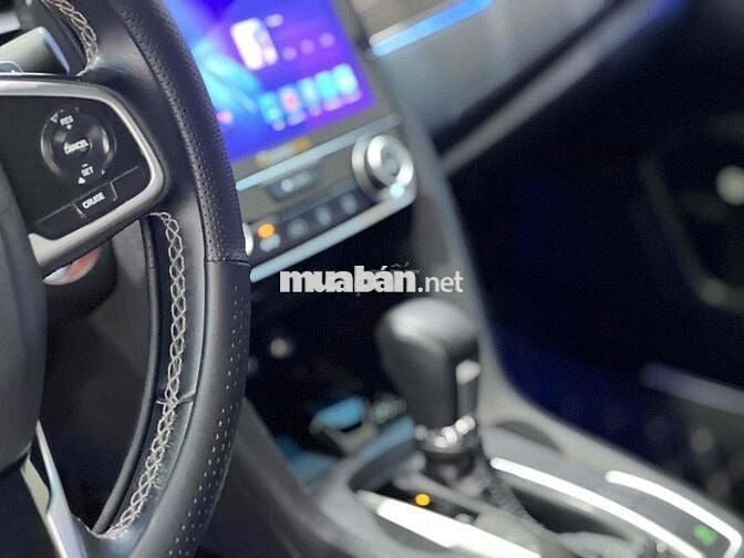 Honda Civic 2020 G 1.8 AT - 81000 km