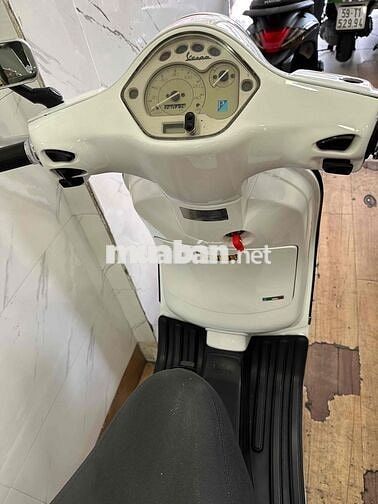 Piaggio Vespa LX125 3Vie Đời 2013 . BSTP