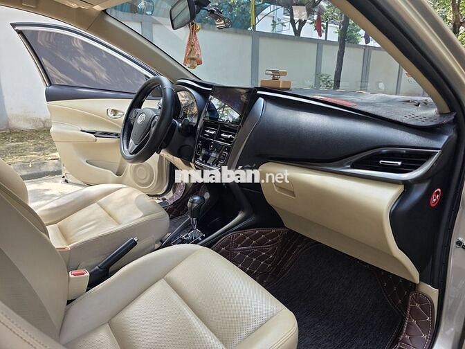 Toyota Vios 2022 bản G cao cấp, xe gia đình đẹp