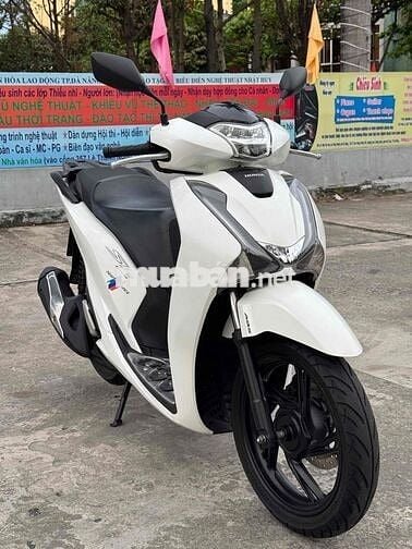 Hon Da sh 150 phanh ABS chủ đi dữ . xe như mới