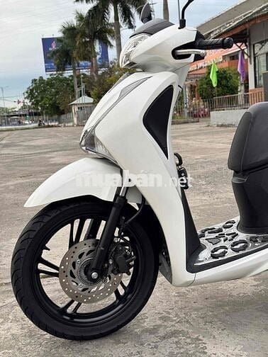 Hon Da sh 150 phanh ABS chủ đi dữ . xe như mới