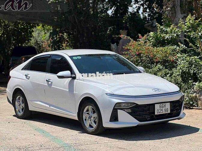 Hyundai Accent 2024 1.5 AT - 39000 km