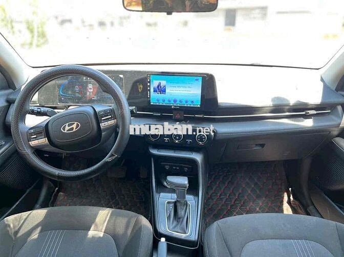 Hyundai Accent 2024 1.5 AT - 39000 km