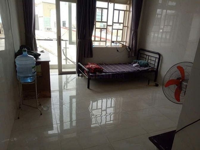 Còn 1 phòng mới xây máy lạnh đẹp Như khách sạn Quang Trung phan Huy