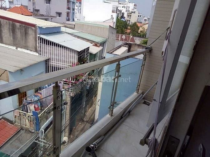 Còn 1 phòng mới xây máy lạnh đẹp Như khách sạn Quang Trung phan Huy